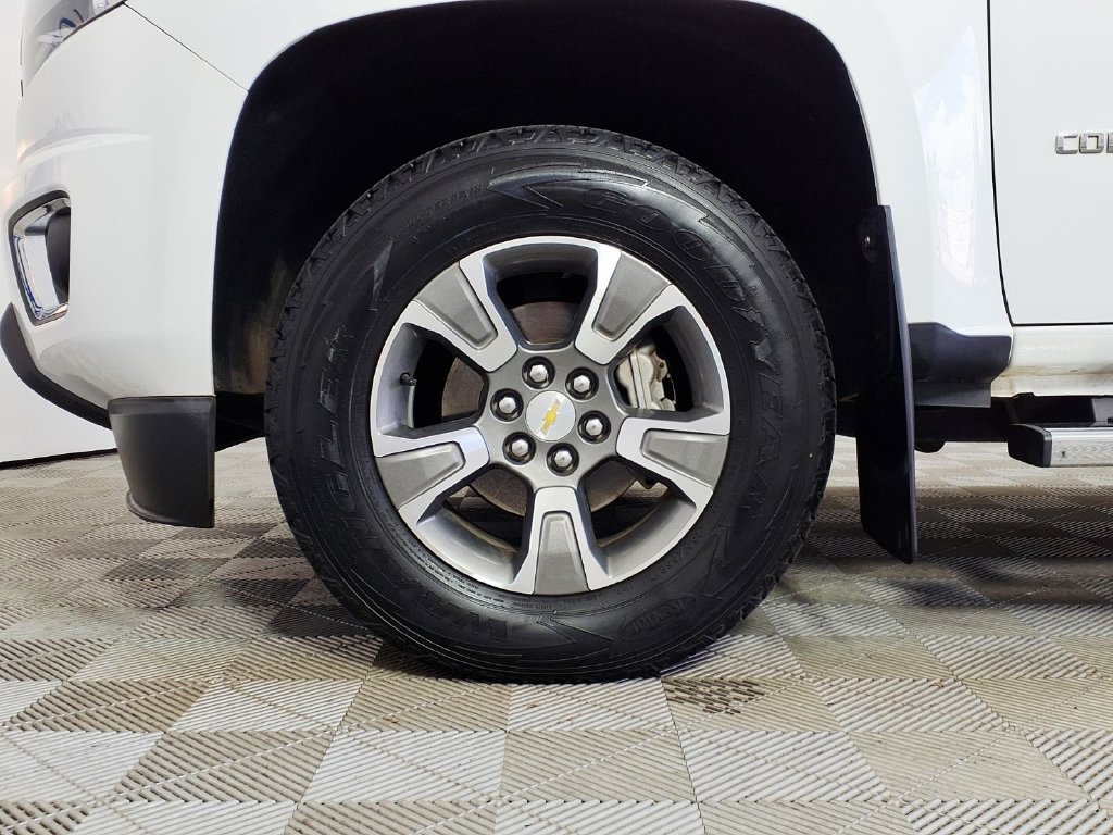 Used 2019 Chevrolet Colorado Z71 AWD/4WD image 8