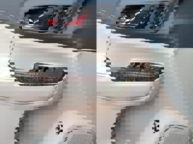 Certified 2023 GMC Acadia Denali w/ Denali Ultimate Package image 21