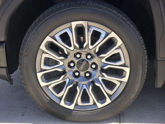 Used 2024 GMC Sierra 1500 Denali Ultimate image 11