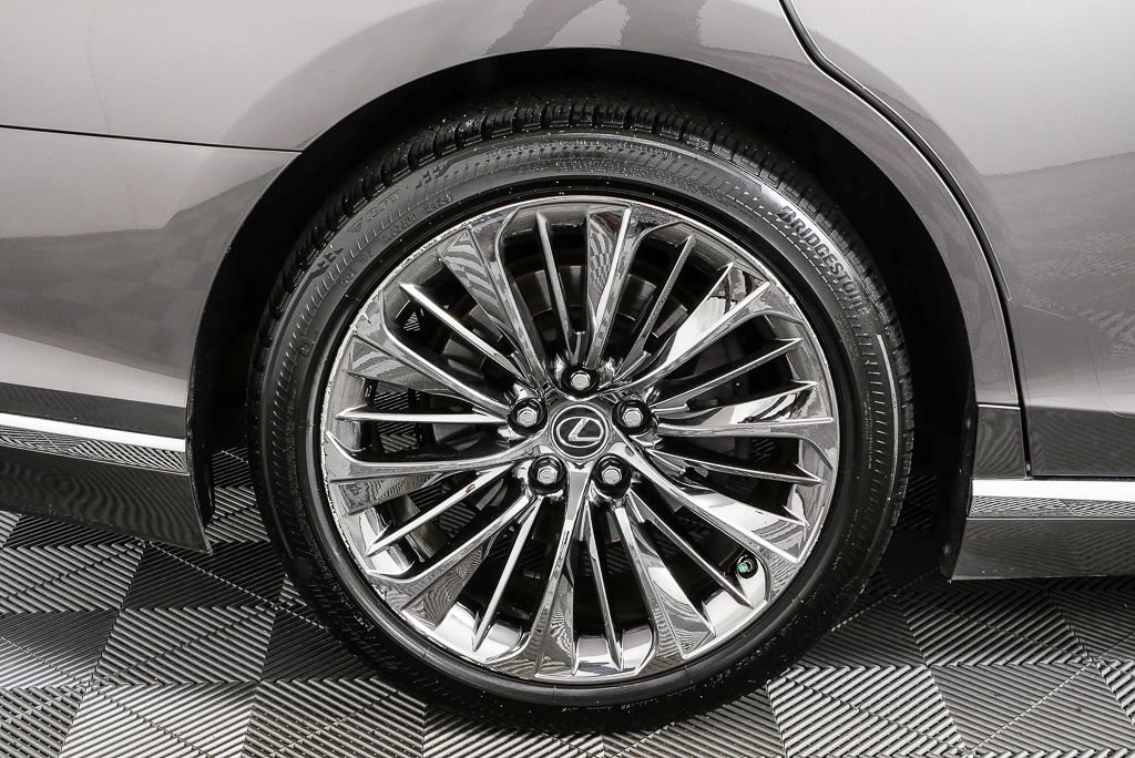 Used 2020 Lexus LS 500 AWD w/ Interior Upgrade Package image 39