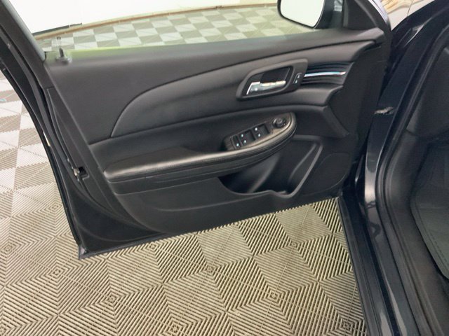 Used 2015 Chevrolet Malibu LT w/ Power Convenience Package FWD image 23