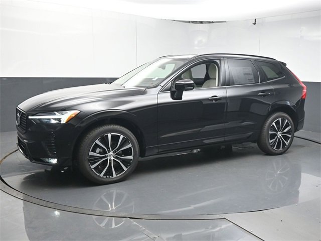 Used 2025 Volvo XC60 B5 Plus w/ Protection Package Premier image 4