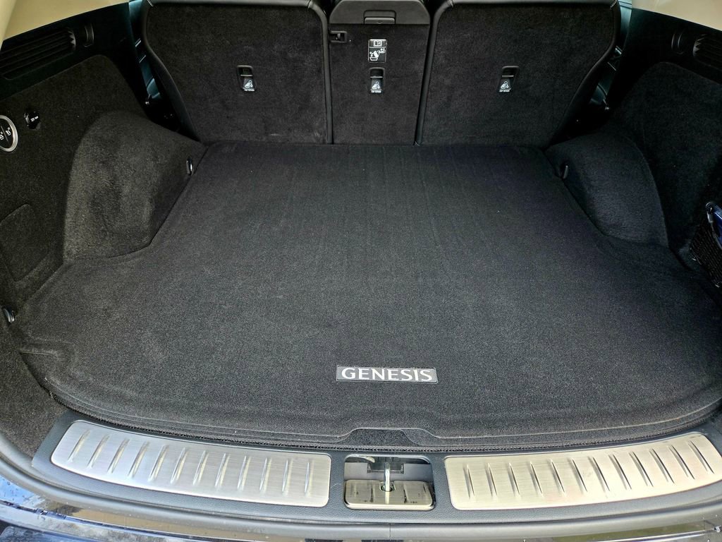 Used 2022 Genesis GV80 3.5T w/ Cargo Package image 29