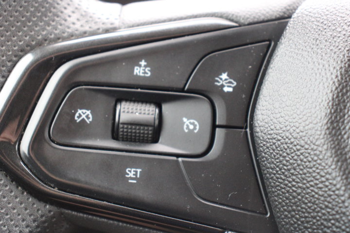 Used 2022 Chevrolet TrailBlazer LT w/ Convenience Package FWD image 23