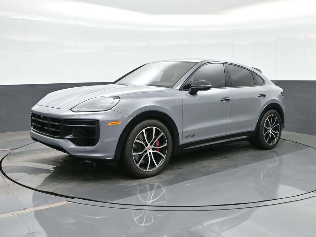 Certified 2025 Porsche Cayenne GTS AWD/4WD image 1