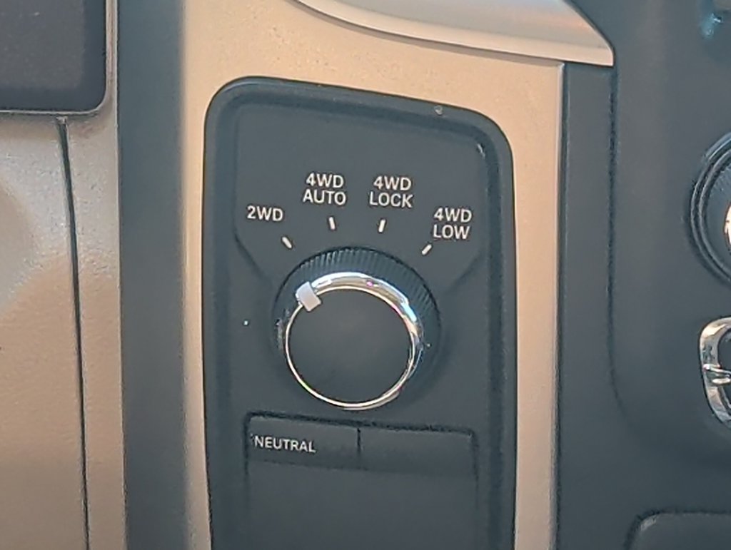 Used 2013 RAM 1500 Big Horn AWD/4WD image 24