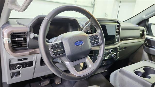 Used 2025 Ford F150 XLT w/ Equipment Group 301A Standard AWD/4WD image 17