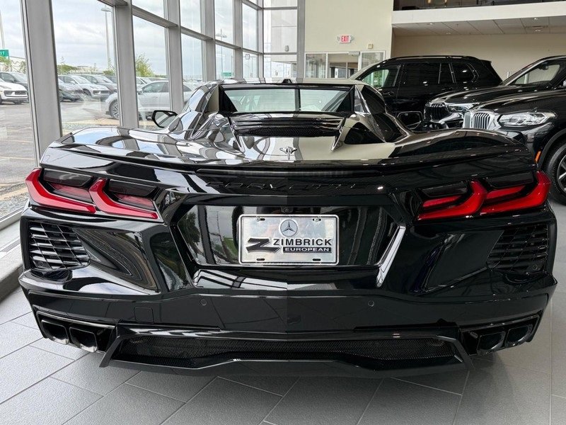Used 2024 Chevrolet Corvette Stingray Premium Conv w/ Battery Protection Package image 3