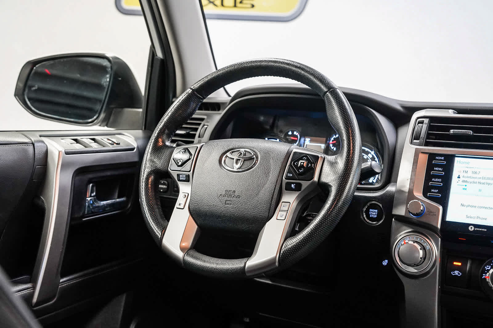 Used 2024 Toyota 4Runner SR5 Premium AWD/4WD image 15