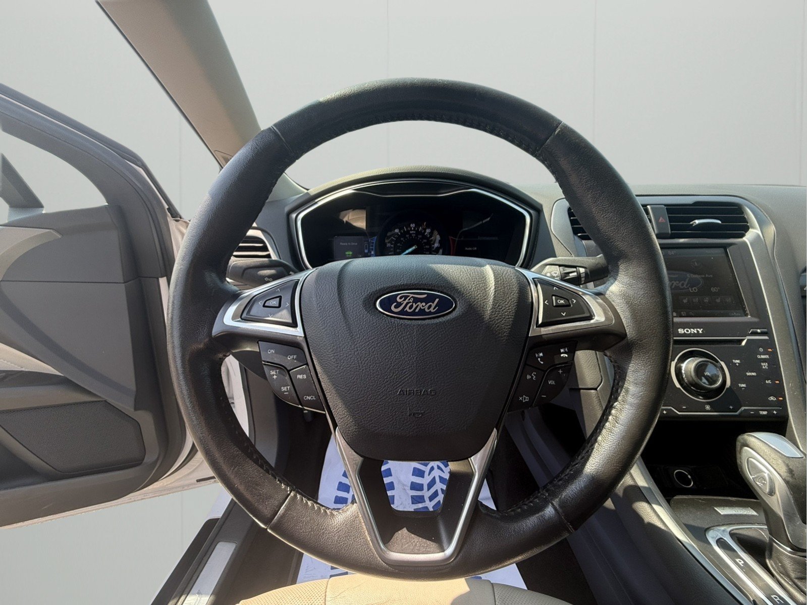 Used 2014 Ford Fusion Titanium FWD image 16