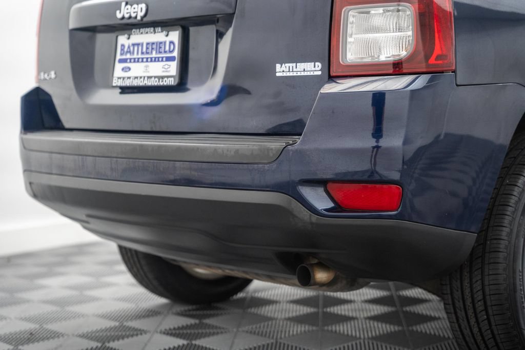 Used 2016 Jeep Compass Sport w/ Power Value Group AWD/4WD image 10
