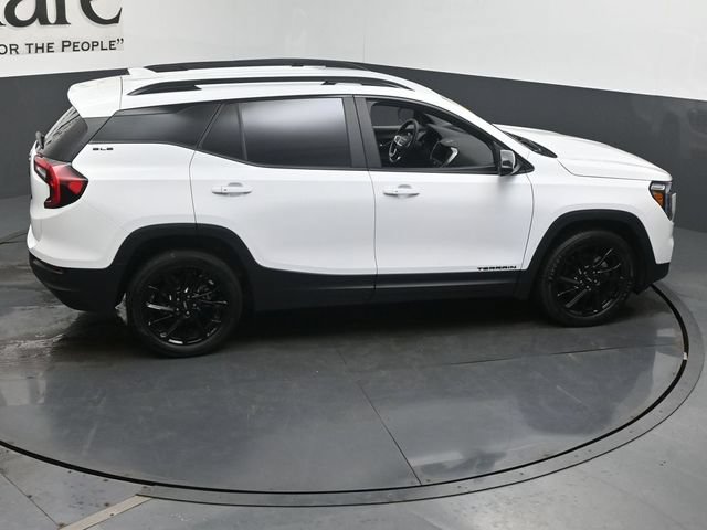 Used 2023 GMC Terrain SLE w/ Driver Convenience Package FWD image 39