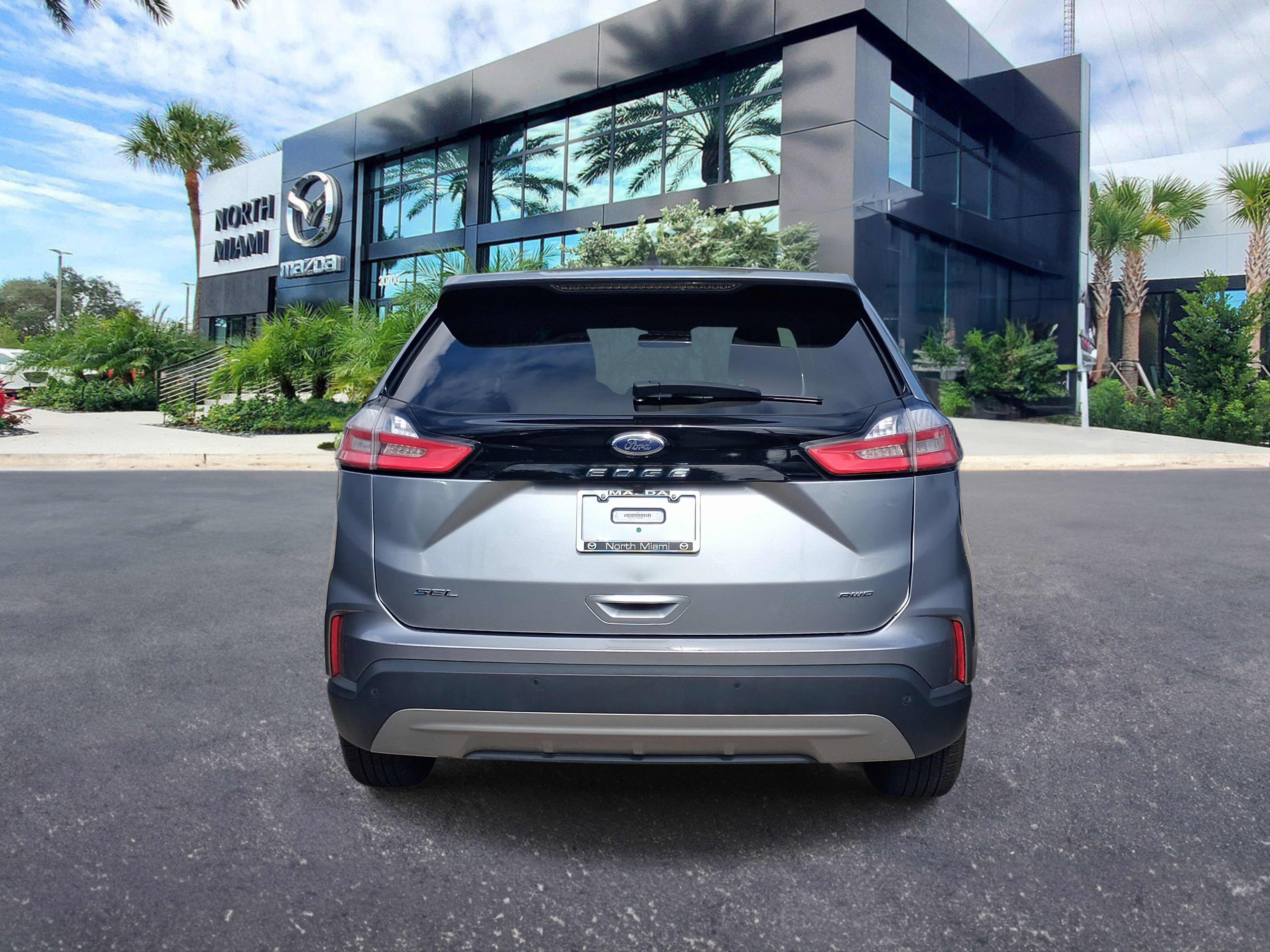 Used 2024 Ford Edge SEL AWD/4WD image 4