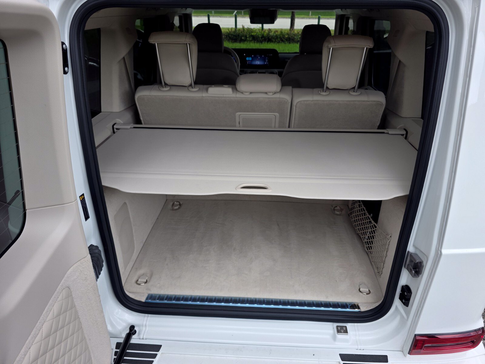 Used 2025 Mercedes-Benz G 580 w/ EQ Technology image 16
