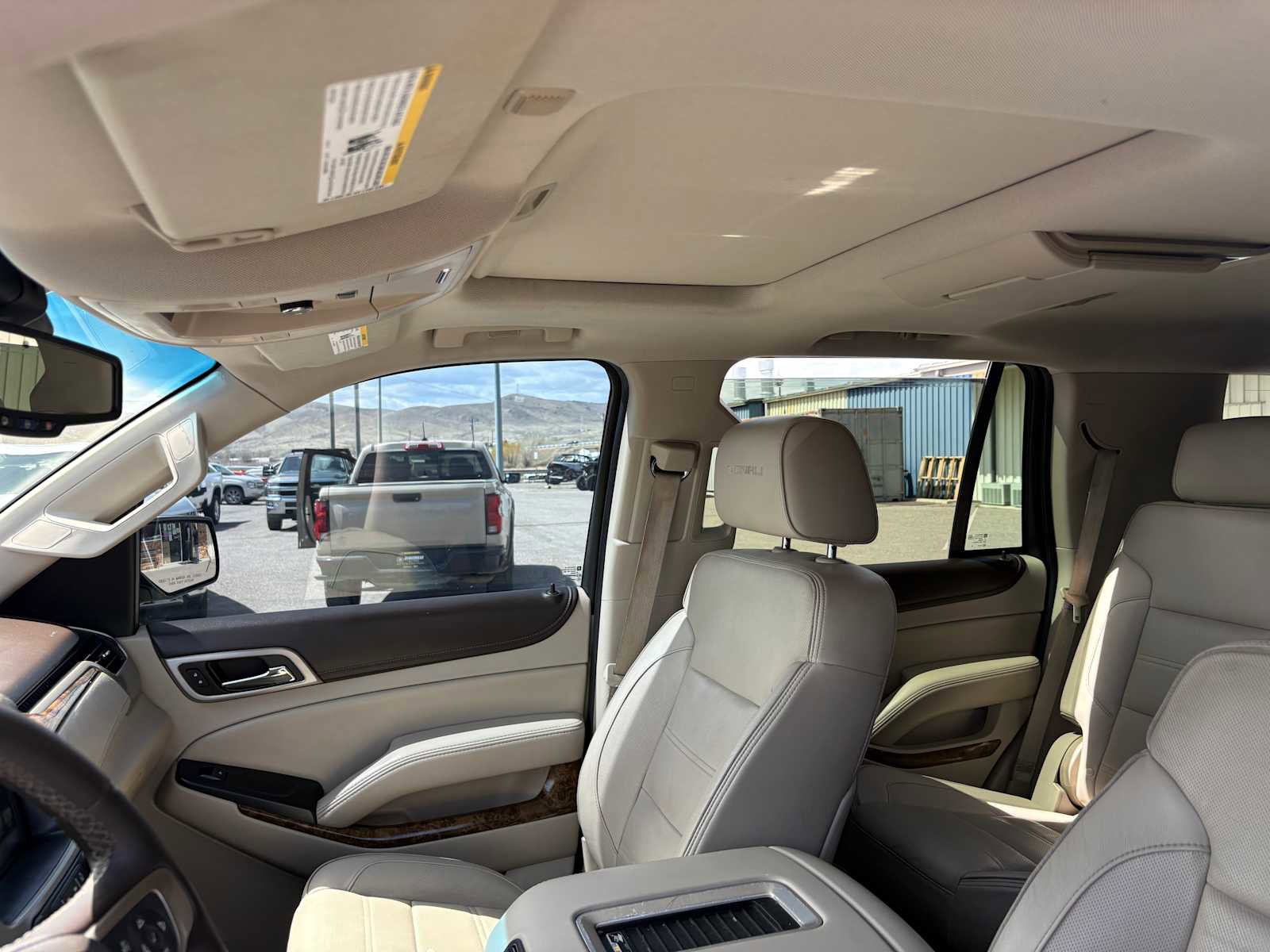 Used 2016 GMC Yukon Denali w/ Open Road Package AWD/4WD image 14