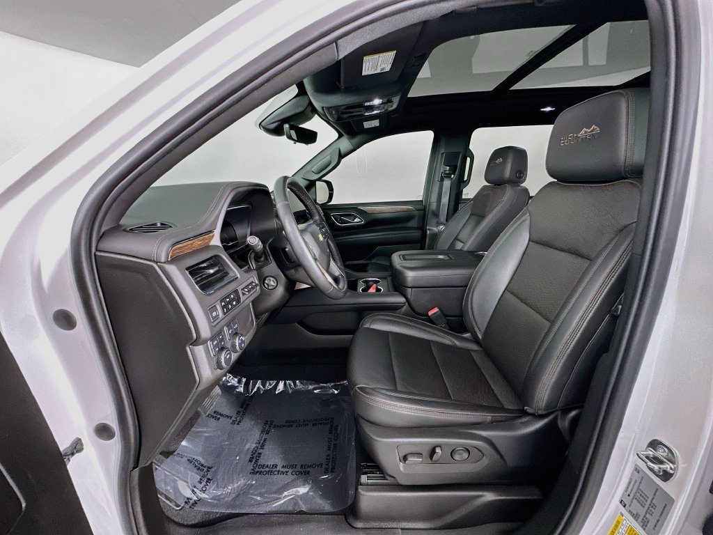 Used 2023 Chevrolet Suburban High Country AWD/4WD image 21