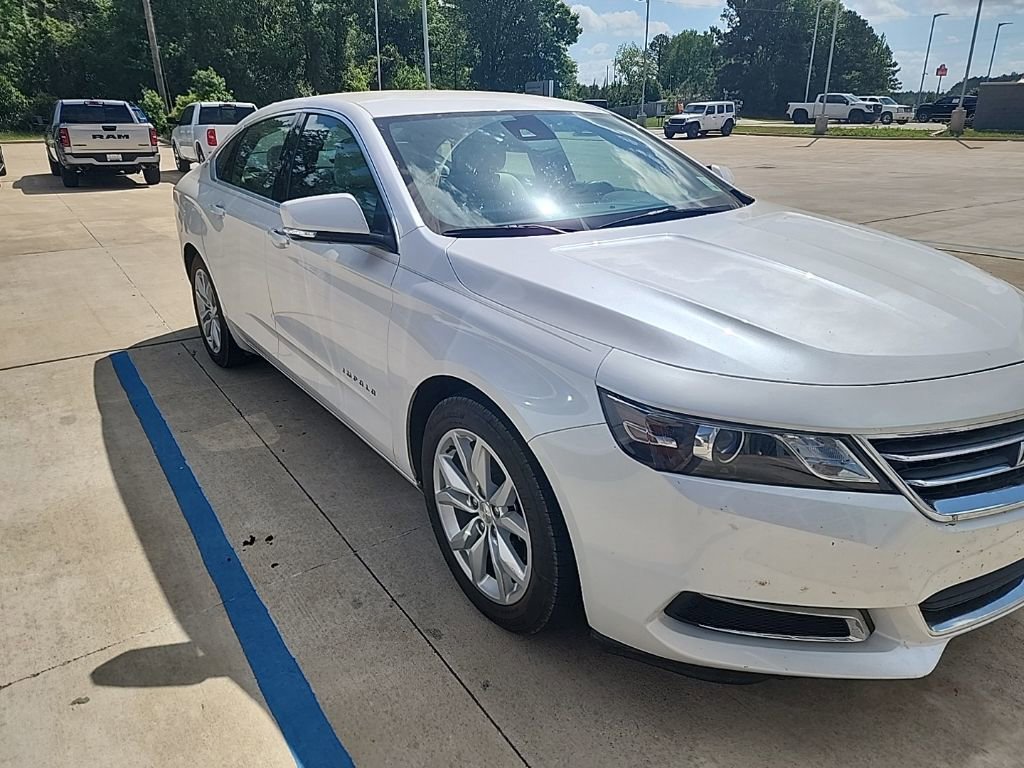 Used 2017 Chevrolet Impala LT w/ Leather Package image 3