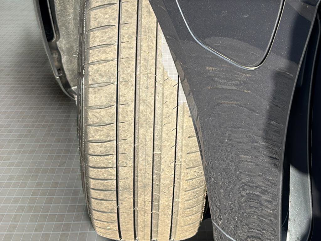 Used 2021 Porsche Taycan 4S image 11