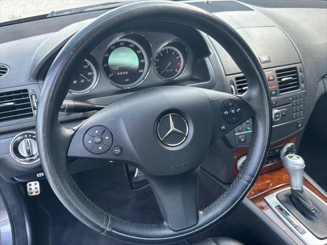 Used 2010 Mercedes-Benz C 300 4MATIC Sedan image 10
