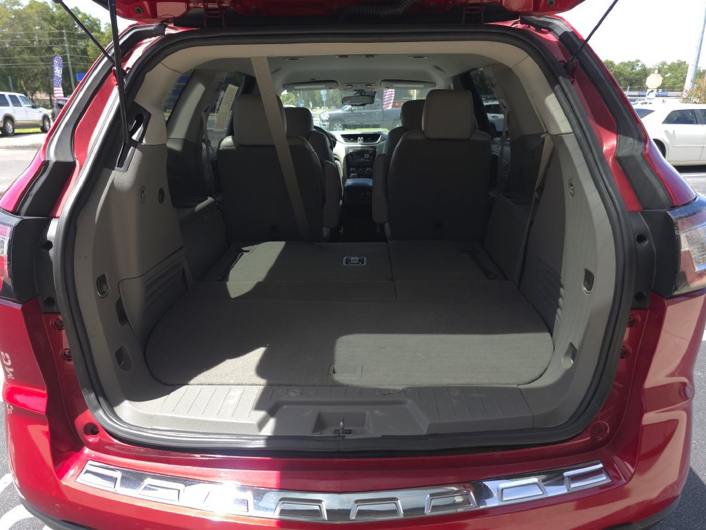 Used 2014 Chevrolet Traverse LTZ FWD image 13