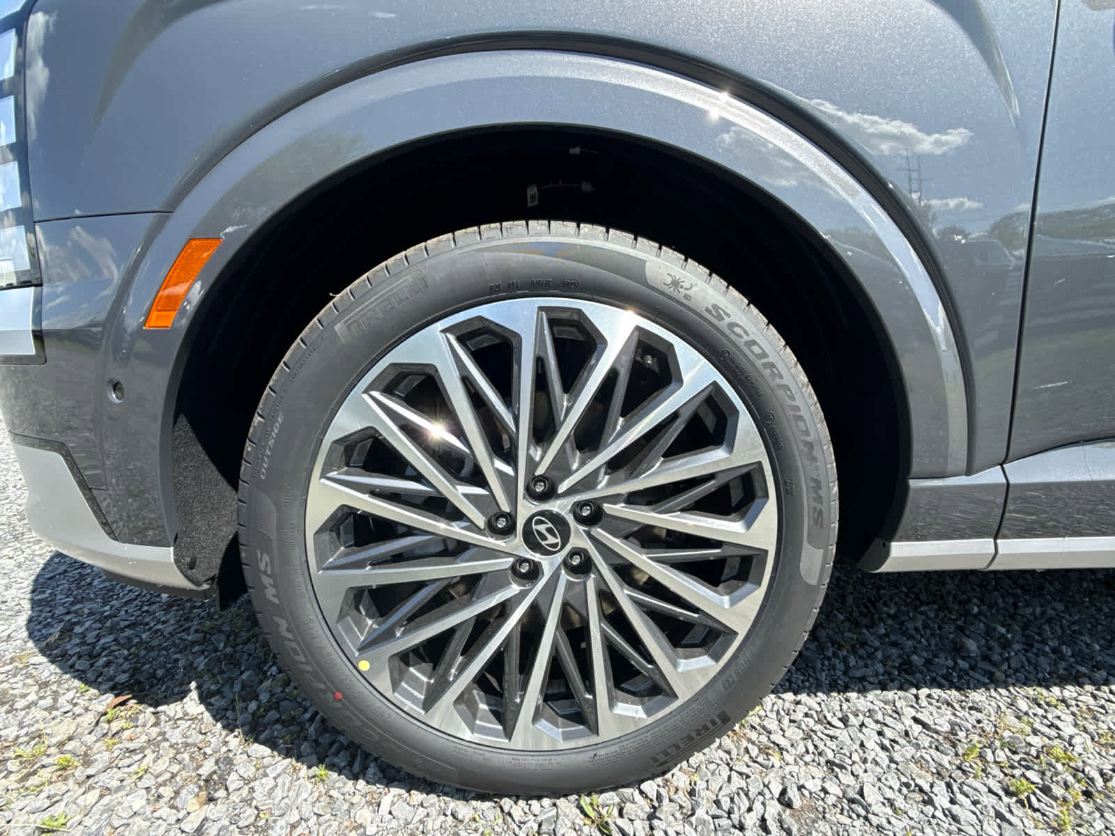 New 2026 Hyundai Palisade Calligraphy FWD image 12