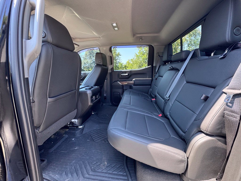 Used 2020 Chevrolet Silverado 1500 LT Trail Boss w/ Midnight Edition AWD/4WD image 15