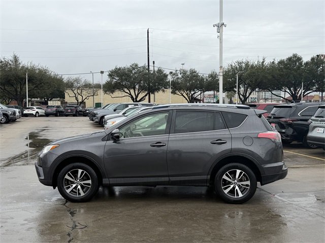 Used 2017 Toyota RAV4 XLE image 4