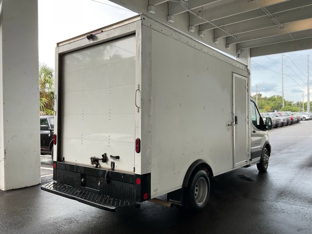 Used 2022 Ford Transit 350 DRW RWD image 3