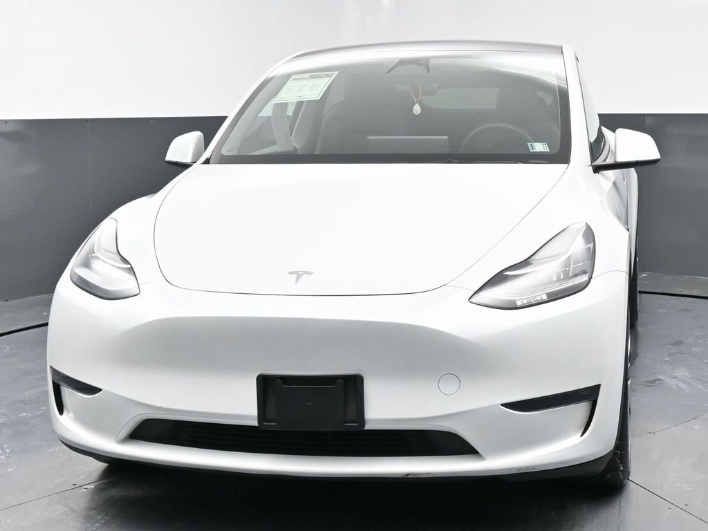 Used 2023 Tesla Model Y Long Range image 4