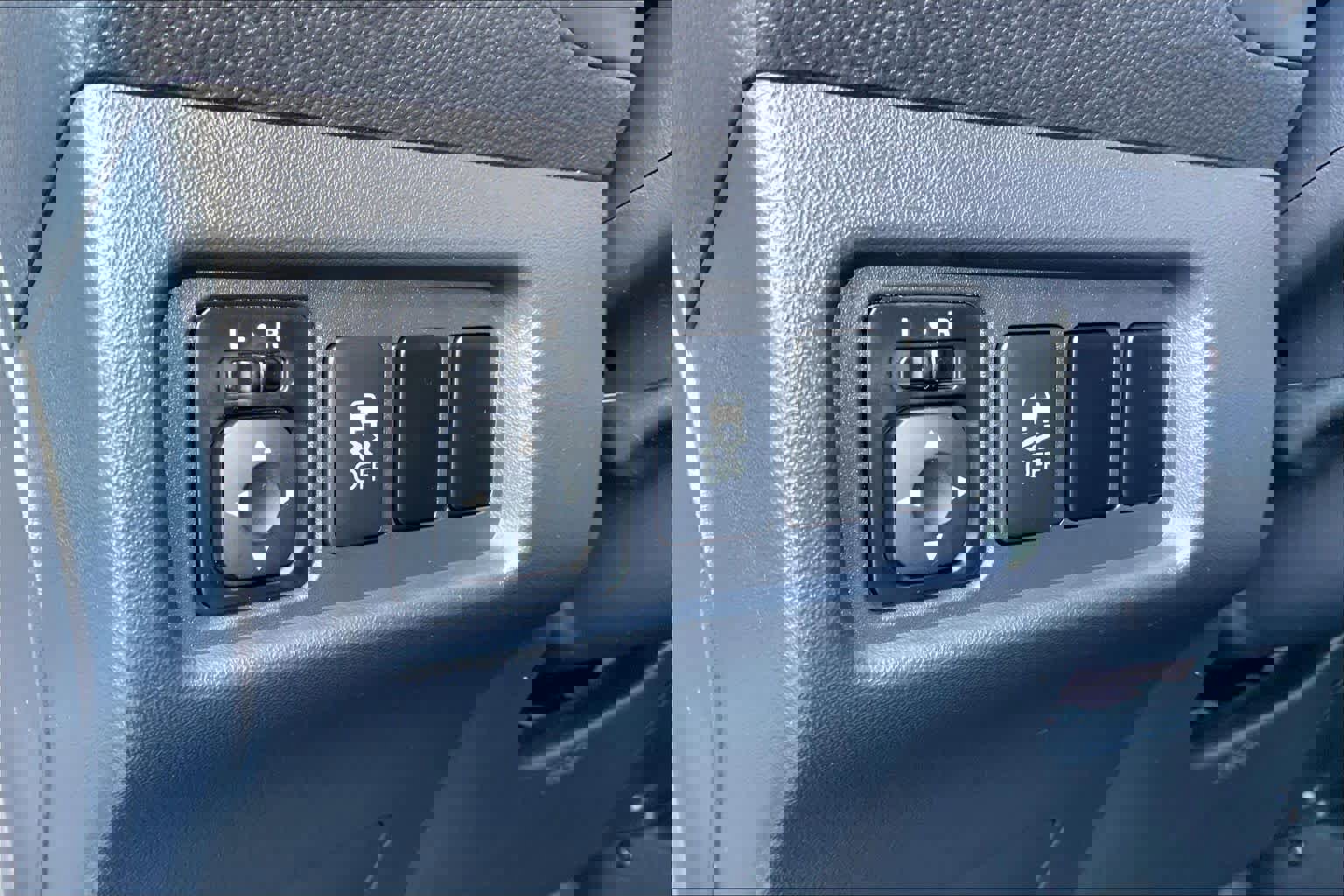 Used 2017 Mitsubishi Mirage ES image 31