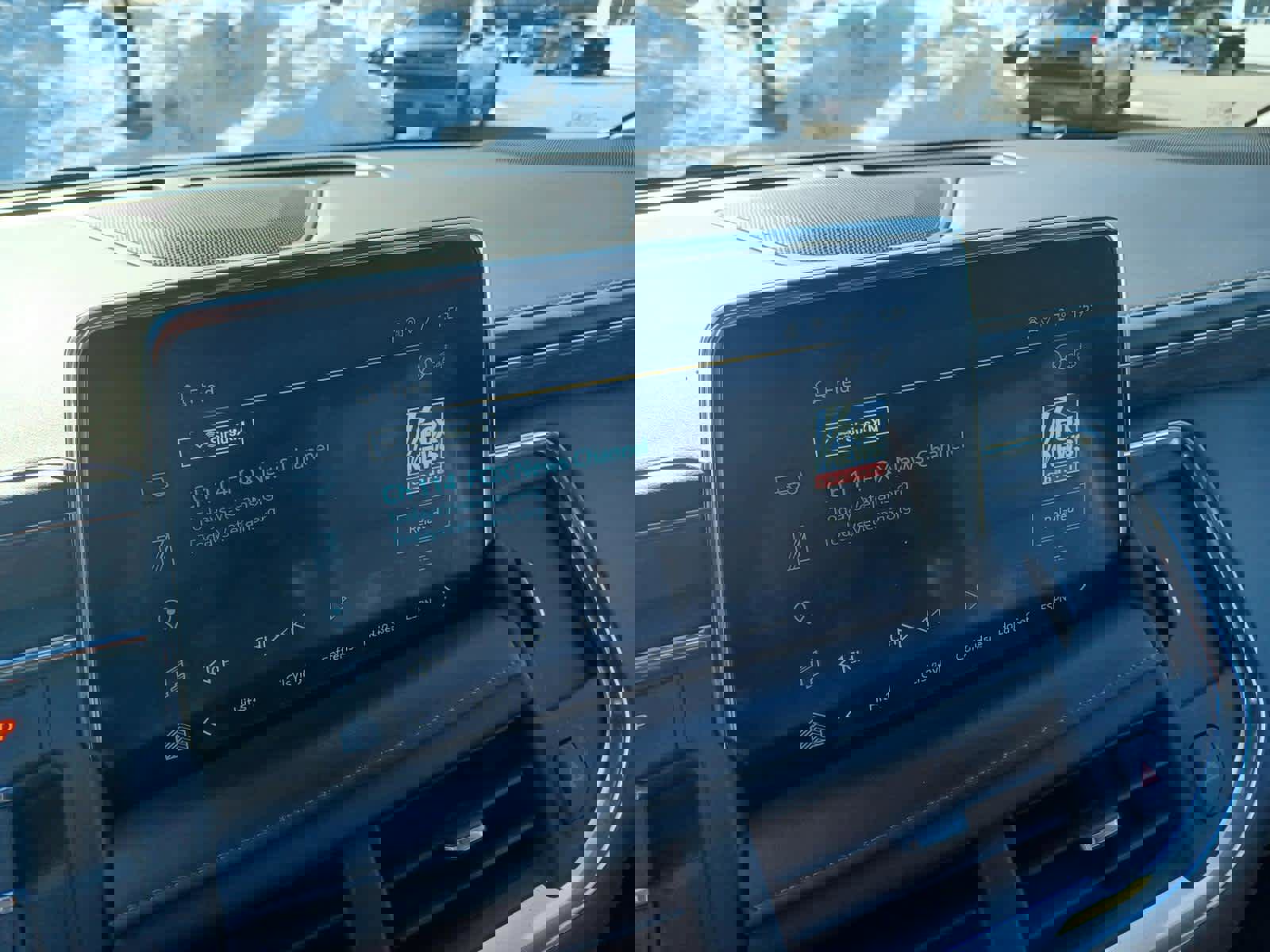 Used 2023 Chevrolet Suburban High Country w/ Premium Package 2 image 10