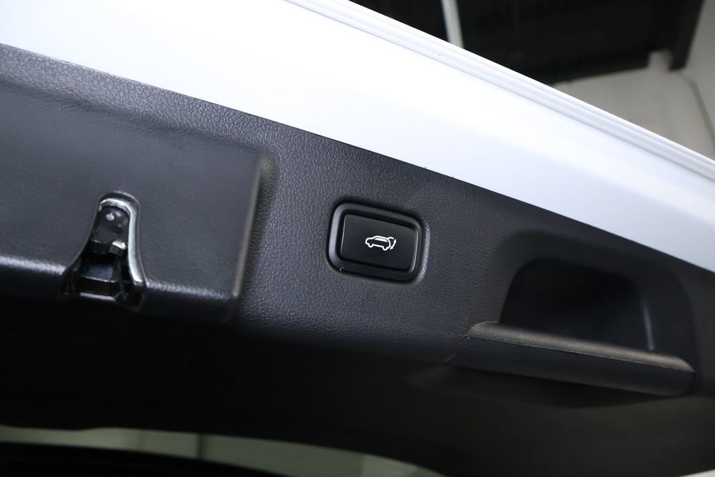 Used 2022 Hyundai Palisade Calligraphy image 19