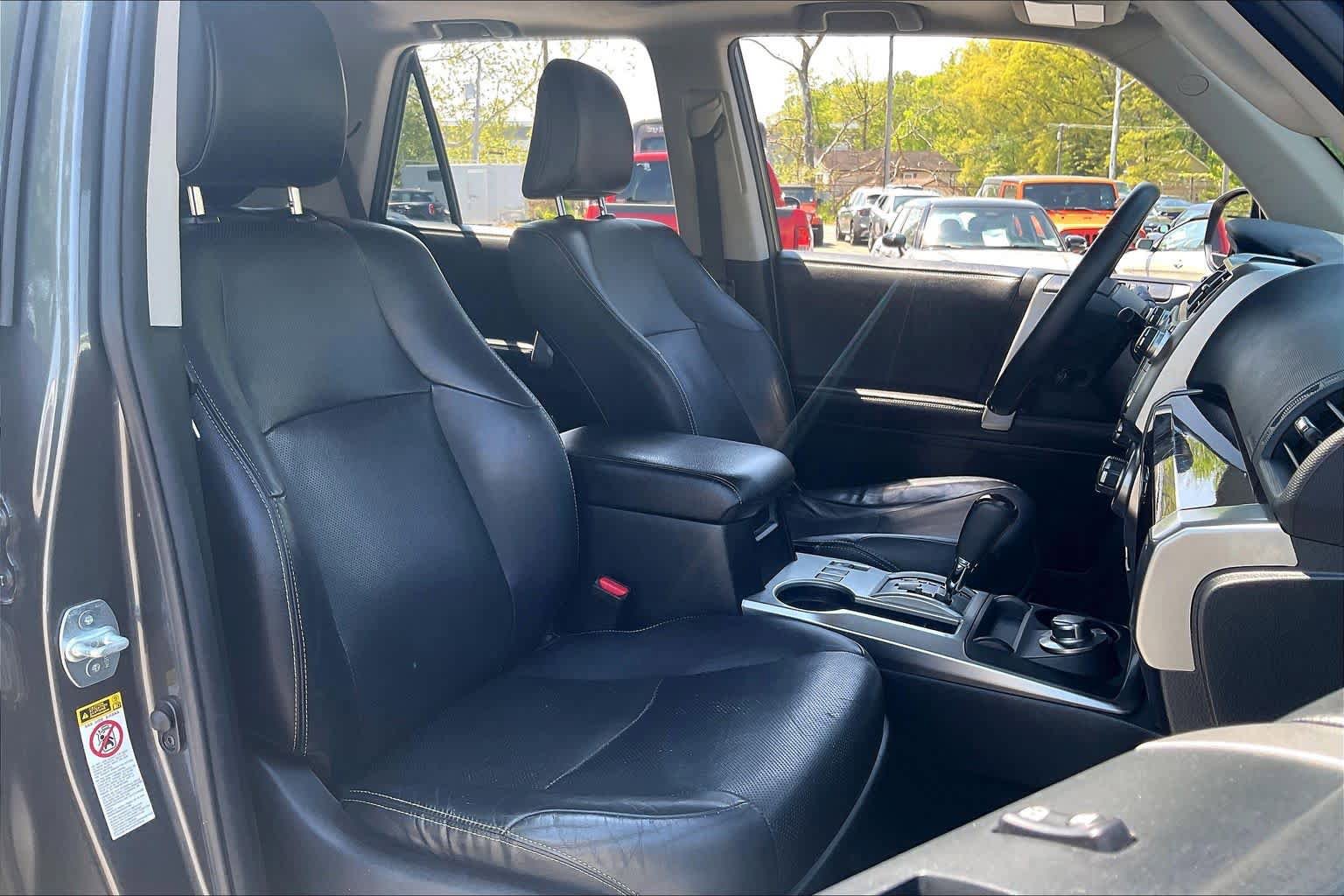 Used 2016 Toyota 4Runner Limited AWD/4WD image 8