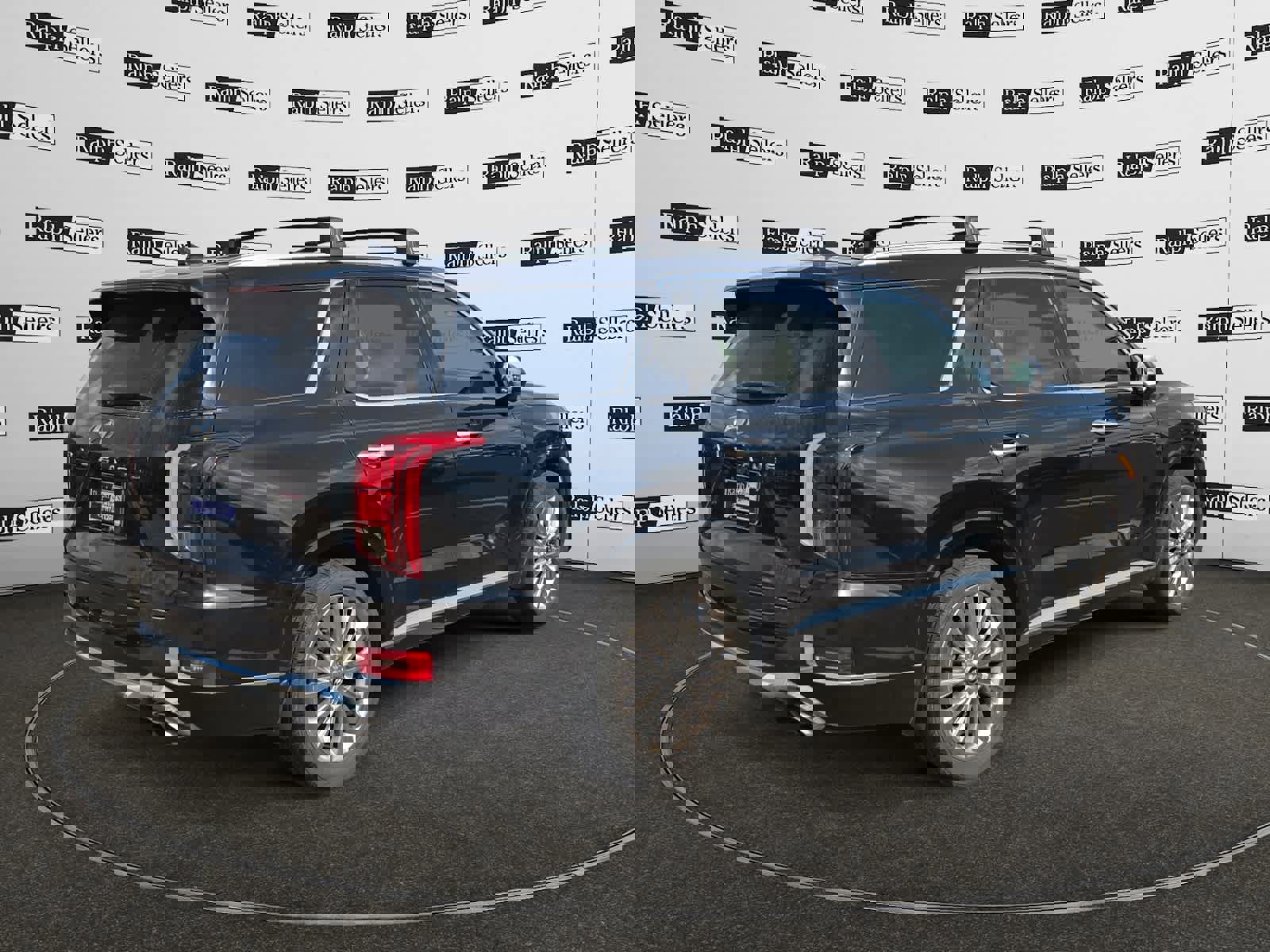 Used 2020 Hyundai Palisade Limited w/ Winter Weather Package image 6