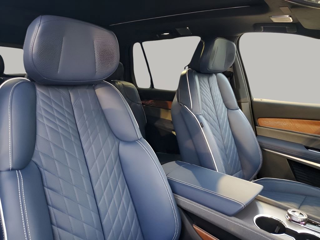 New 2026 Cadillac Vistiq Premium Luxury image 14