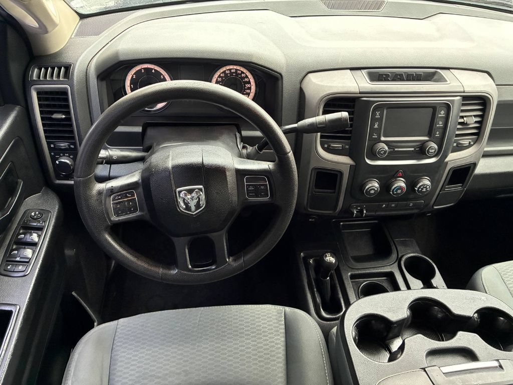 Used 2015 RAM 3500 Tradesman w/ Chrome Appearance Group AWD/4WD image 18