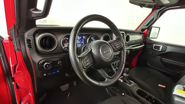 Used 2023 Jeep Wrangler Unlimited w/ Cold Weather Group AWD/4WD image 12