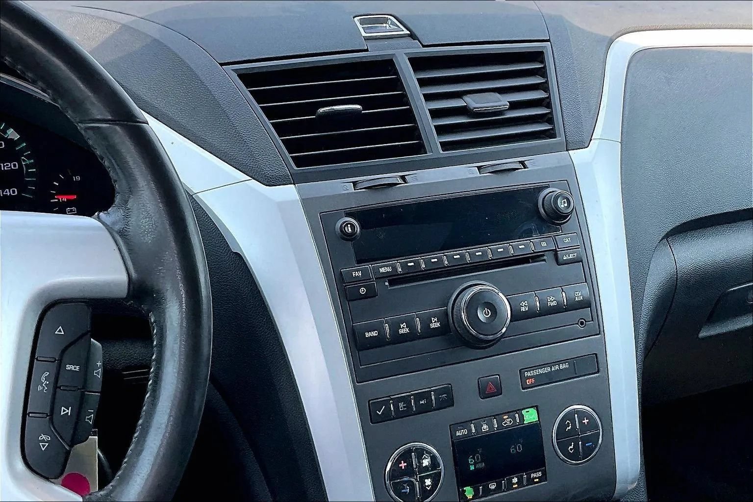 Used 2012 Chevrolet Traverse LT AWD/4WD image 13