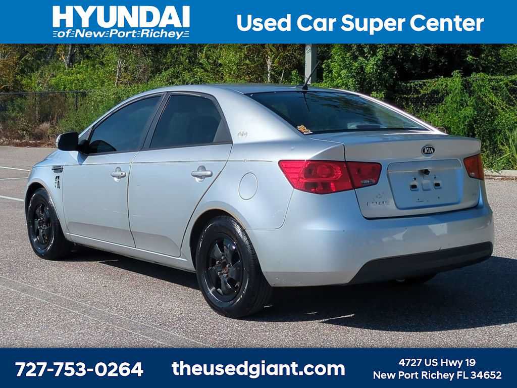 Used 2013 Kia Forte EX FWD image 3