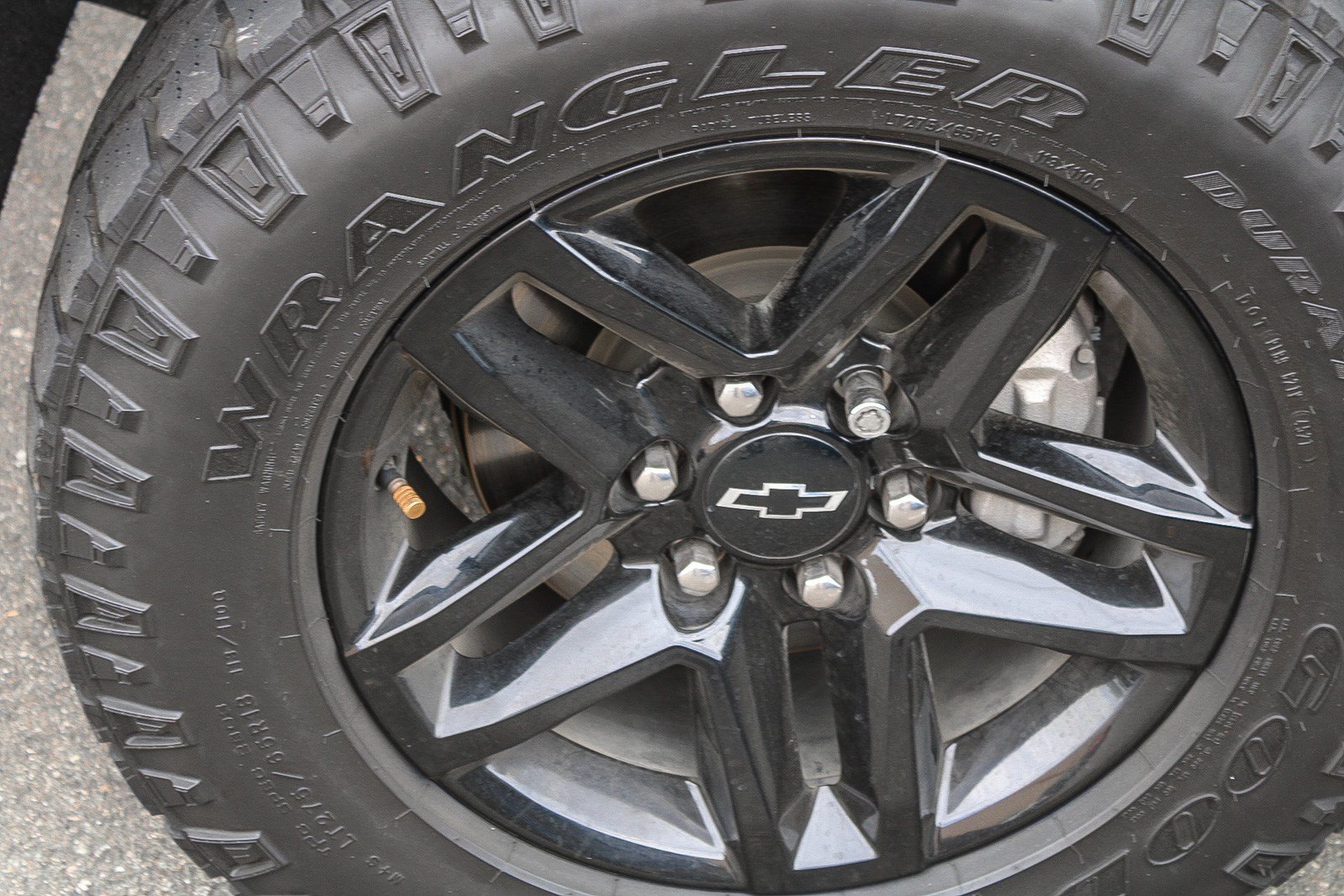 Used 2022 Chevrolet Silverado 1500 LT Trail Boss AWD/4WD image 13