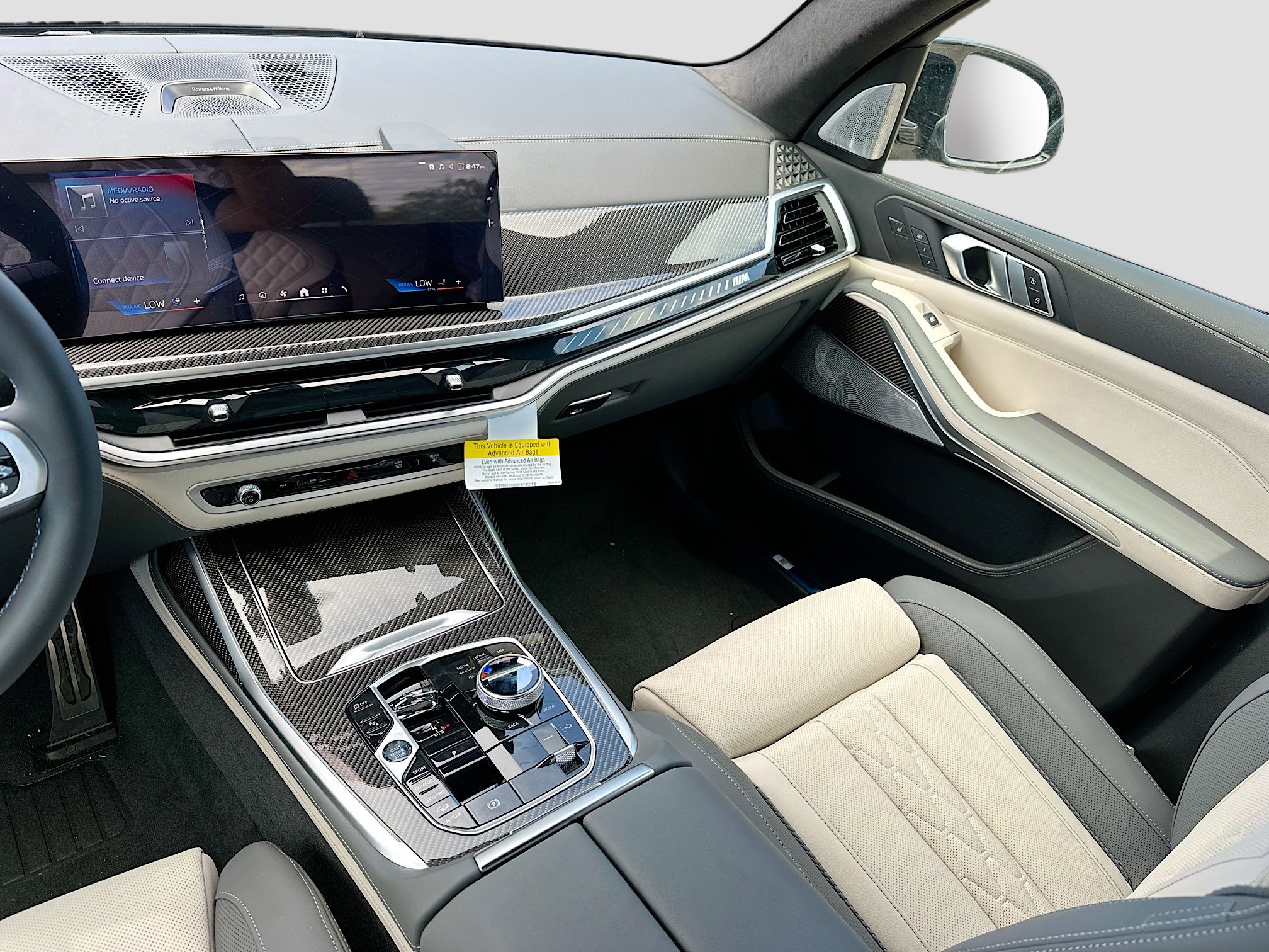 New 2026 BMW X7 M60i image 19