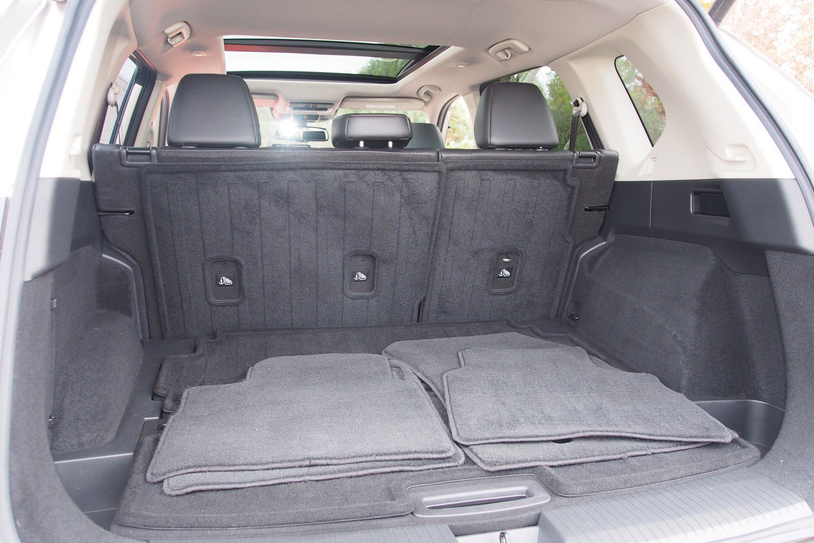 Used 2021 Nissan Rogue SL w/ Premium Package image 16