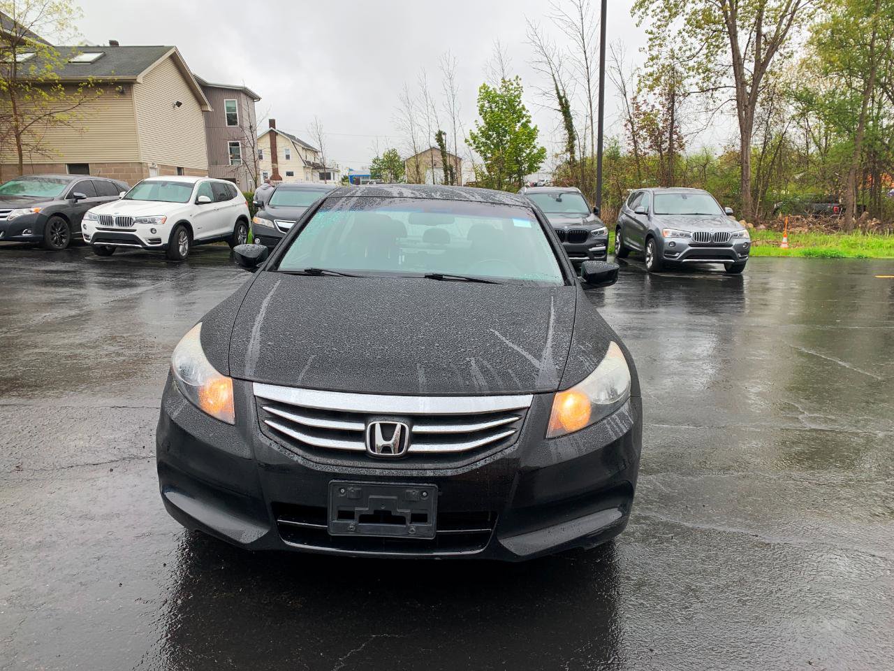Used 2011 Honda Accord EX-L image 2