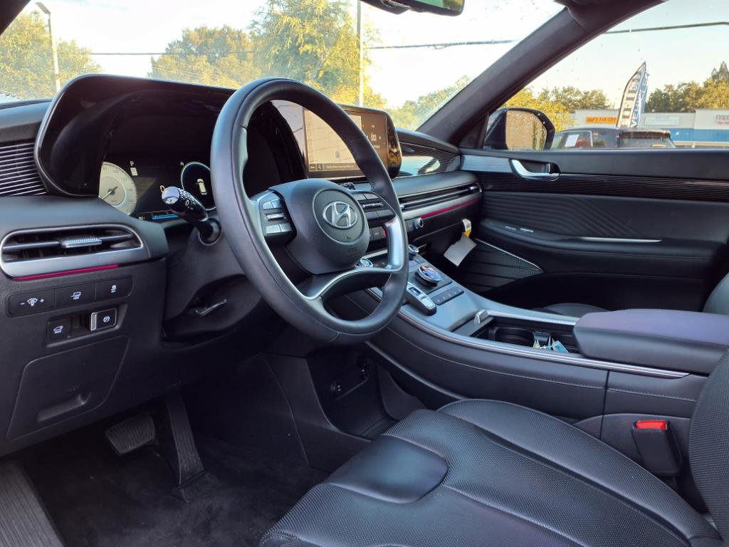 Used 2024 Hyundai Palisade Calligraphy image 30