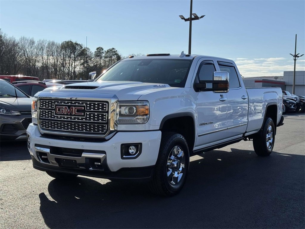 Used 2019 GMC Sierra 3500 Denali w/ Duramax Plus Package image 24