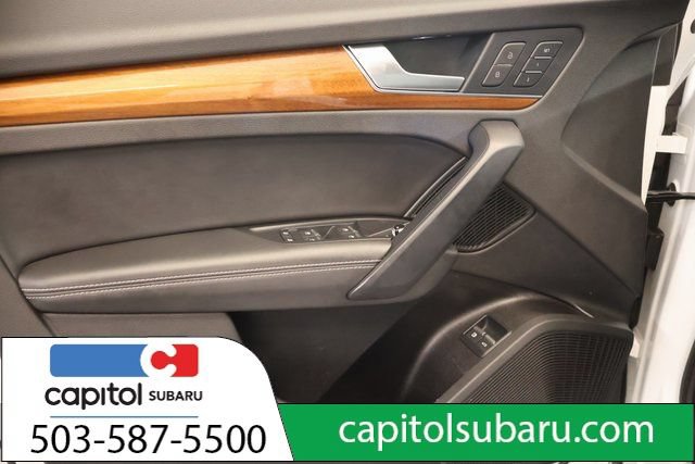 Used 2021 Audi Q5 e Premium Plus w/ Premium Plus Package AWD/4WD image 11