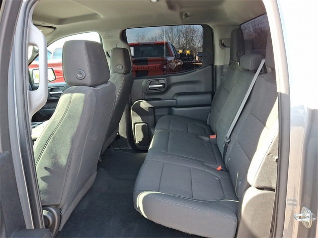 Used 2020 Chevrolet Silverado 1500 Custom w/ Custom Value Package image 8