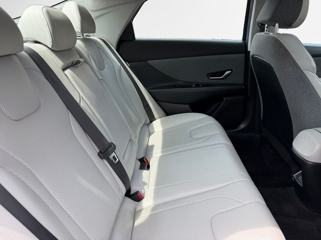 Used 2024 Hyundai Elantra Limited FWD image 29