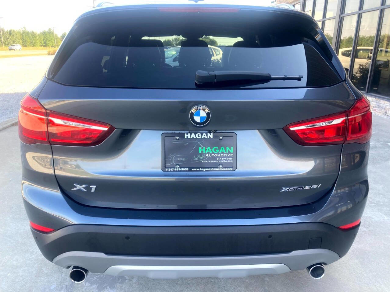 Used 2019 BMW X1 xDrive28i w/ Convenience Package image 9