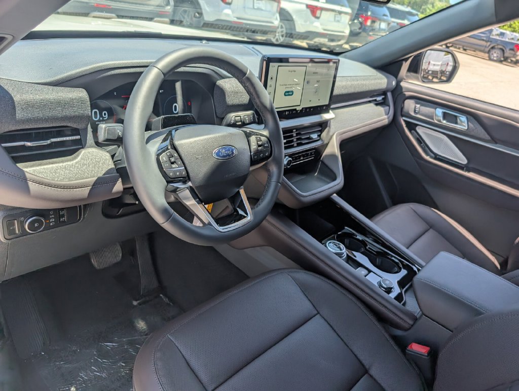 New 2026 Ford Explorer Platinum RWD image 6